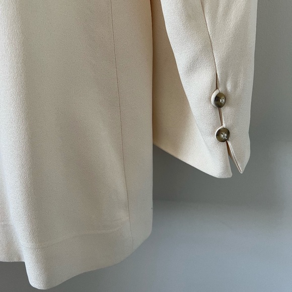 Jones Wear Silk Button Down Tunic Jacket In Cream Size 8 - Picture 6 of 10